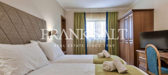 4 bedrooms Villa in Mellieha, Malta No. 7776 11