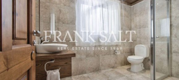 4 bedrooms Villa in Mellieha, Malta No. 7776 16