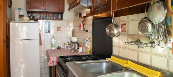 4 rooms Apartment in Cecina, Italy No. 85021 5