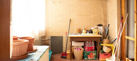 4 rooms Apartment in Cecina, Italy No. 85021 12