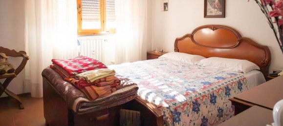 4 rooms Apartment in Cecina, Italy No. 85021 6