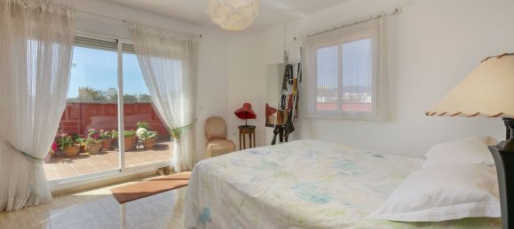 3 bedrooms Penthouse in Marbella, Spain No. 61317 11