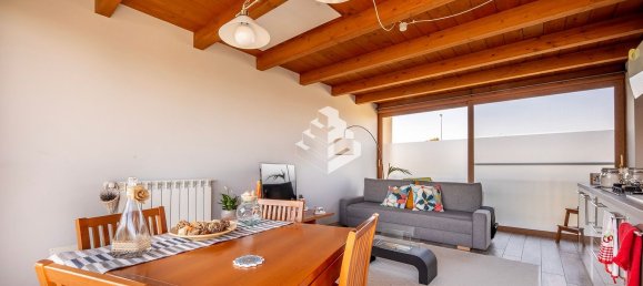 Casa de 4 divisões em Rome, Italy N.º 65364 10