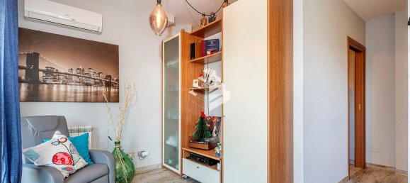 Casa de 4 divisões em Rome, Italy N.º 65364 3