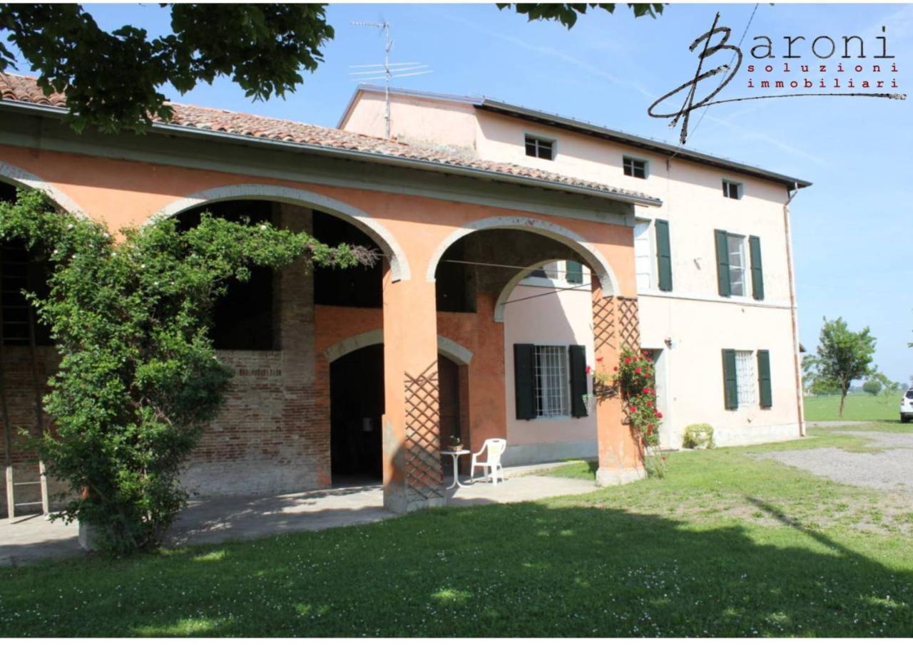 10غرفة منزل في Fidenza, Italy رقم 104028