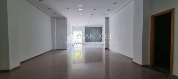 107m² Commercial property in Novelda, Spain No. 93013 5
