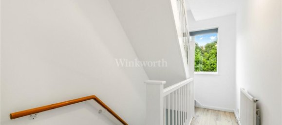 2 bedrooms Apartment in Beckenham, United Kingdom No. 3497 9