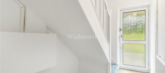 2 bedrooms Apartment in Beckenham, United Kingdom No. 3497 3