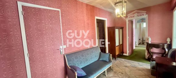 4 bedrooms Apartment in Versailles, France No. 174900 6