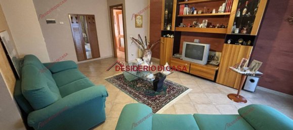 1 bedroom Apartment in Palermo, Italy No. 264372 3