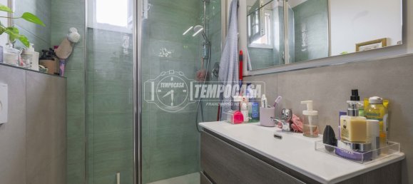 2-salle Appartement à Bologna, Italy No. 293666 4