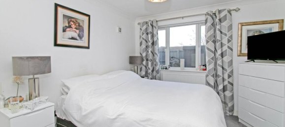 3 bedrooms Bungalow in Redruth, United Kingdom No. 2365 9