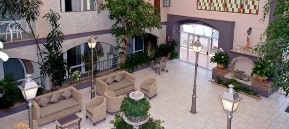 60 bedrooms Hotel in Empuriabrava, Spain No. 109 5