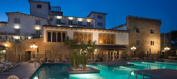 60 bedrooms Hotel in Empuriabrava, Spain No. 109 4