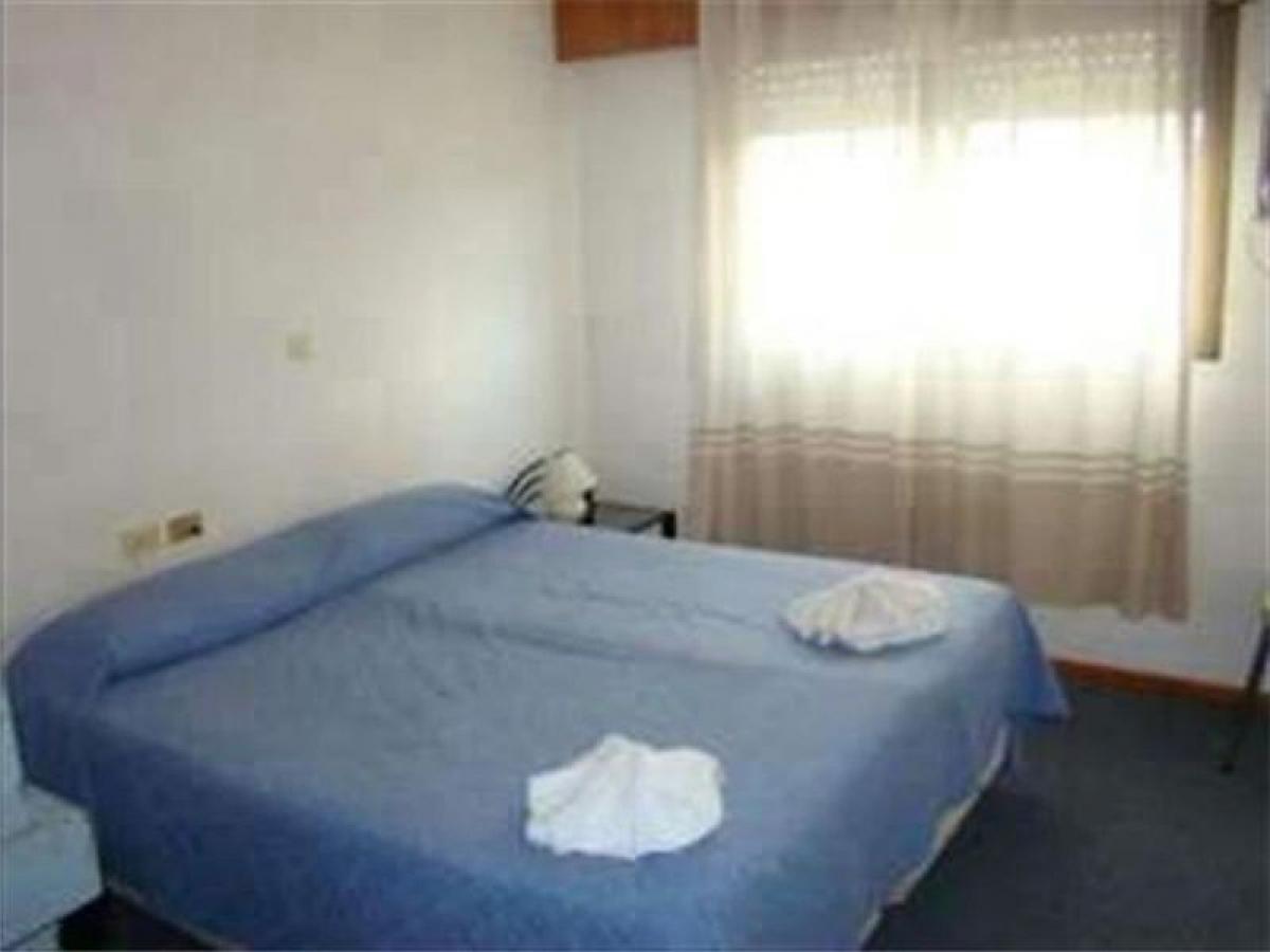 1481m² Hotel in Cordoba, Argentina No. 30286