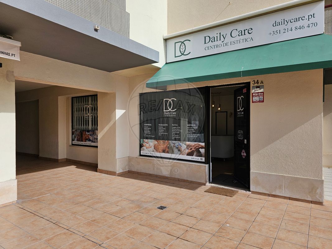 50m² Commercial property in Cascais, Portugal No. 92751