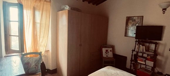 Casa de 7 dormitorios en Sorano, Italy No. 318100 48