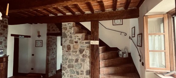 Casa de 7 dormitorios en Sorano, Italy No. 318100 37