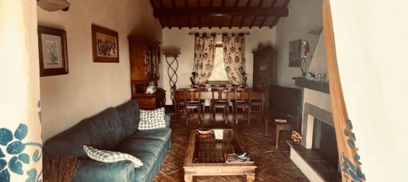 Casa de 7 dormitorios en Sorano, Italy No. 318100 17