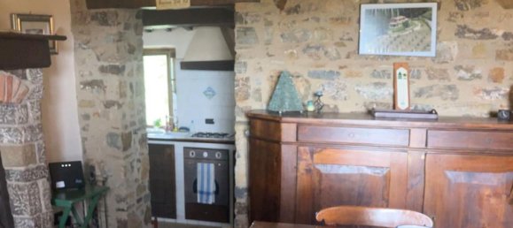 Casa de 7 dormitorios en Sorano, Italy No. 318100 40