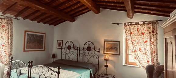 Casa de 7 dormitorios en Sorano, Italy No. 318100 49