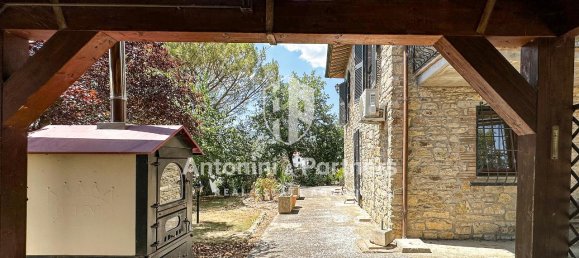 Casa de 11 divisões em Todi, Italy N.º 231226 10