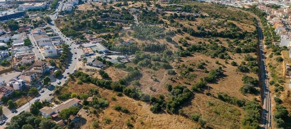 Terrain à Portimao, Portugal 7460m² No. 52196 11