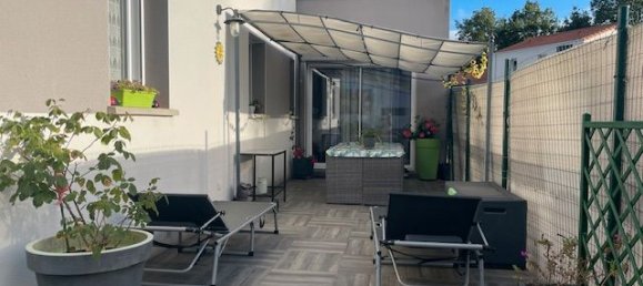 Casa de 3 dormitorios en Loire-Atlantique, France No. 322246 2