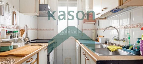 Apartamento de 4 dormitorios en Madrid, Spain No. 153465 30