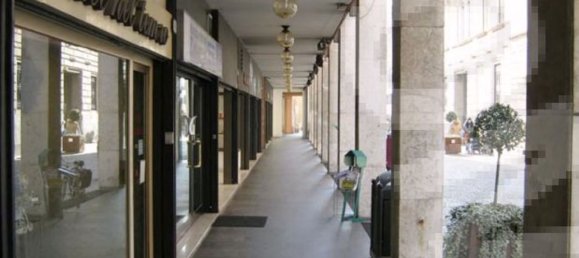 255m² Office in Padua, Italy No. 373699 16