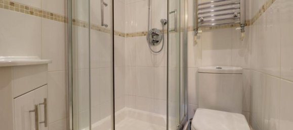 2 Schlafzimmer Büro in High Wycombe, United Kingdom, Nr. 13836 8