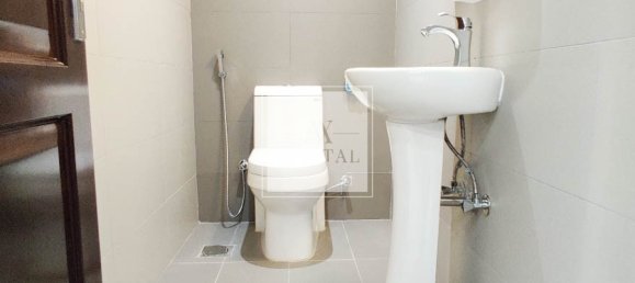 Bâtiment à International City, UAE 5729.9m² No. 51208 5