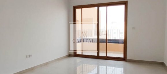 Bâtiment à International City, UAE 5729.9m² No. 51208 2