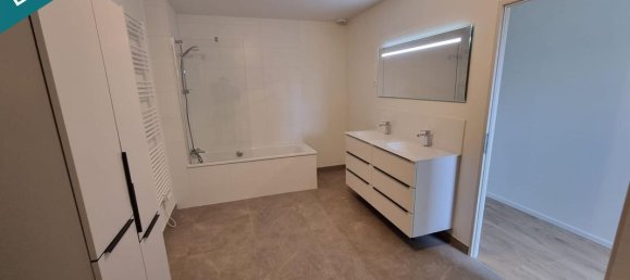 3 Schlafzimmer Haus in Oisy-le-Verger, France, Nr. 226028 5