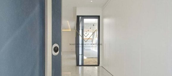 Villa T5 em Almada, Portugal N.º 103538 8