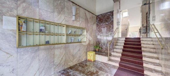 4-salle Appartement à Turin, Italy No. 281186 24