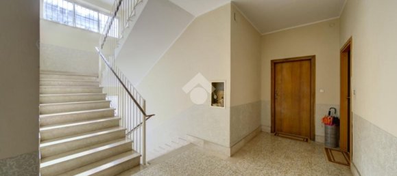4-salle Appartement à Turin, Italy No. 281186 25