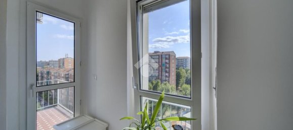 4-salle Appartement à Turin, Italy No. 281186 5