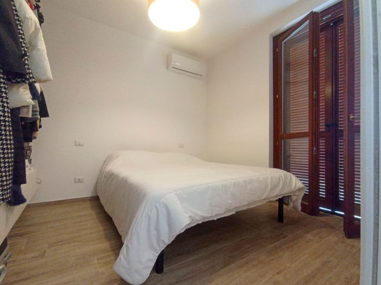 Apartamento de 2 habitaciónes en Macerata, Italy No. 120390