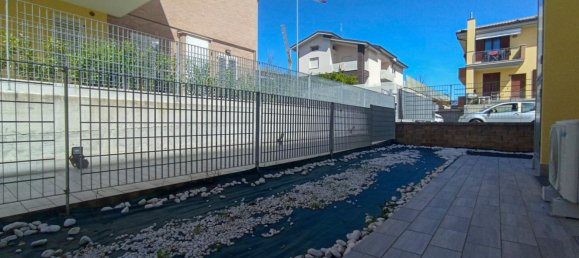 Apartamento de 2 habitaciónes en Macerata, Italy No. 120390 11