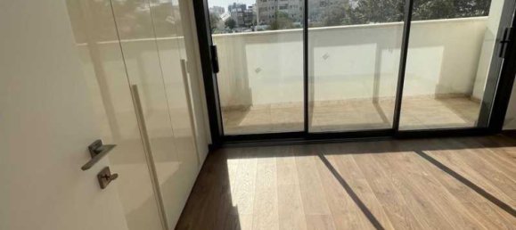 3 bedrooms Maisonette in Limassol, Cyprus No. 16062 10