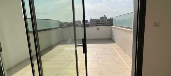 3 bedrooms Maisonette in Limassol, Cyprus No. 16062 14