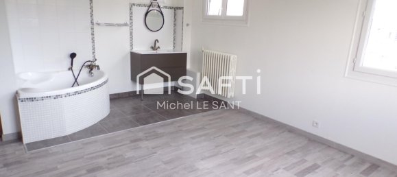 5 bedrooms House in Avrechy, France No. 219919 35