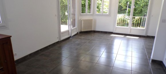 5 bedrooms House in Avrechy, France No. 219919 15