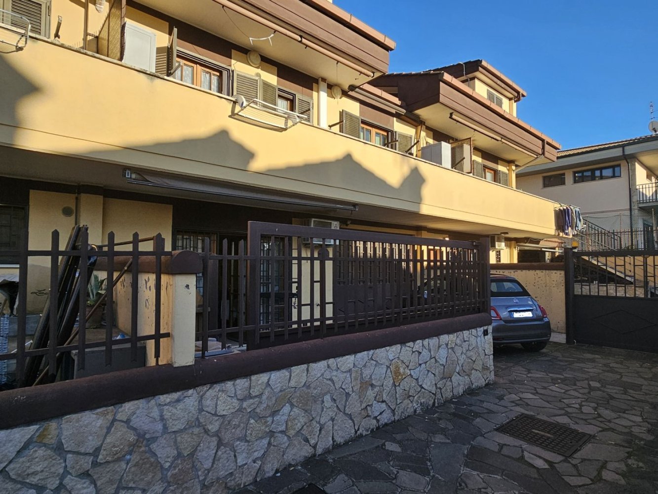 5غرفة فيلا في Guidonia Montecelio, Italy رقم 195325