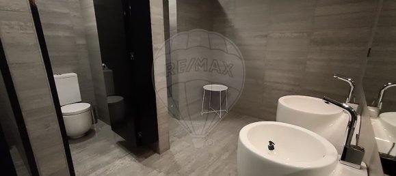 2800m² Warehouse in Sao Joao da Madeira, Portugal No. 13929 9