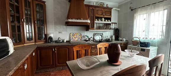 3 Schlafzimmer Haus in Los Barrios, Spain, Nr. 135409 11