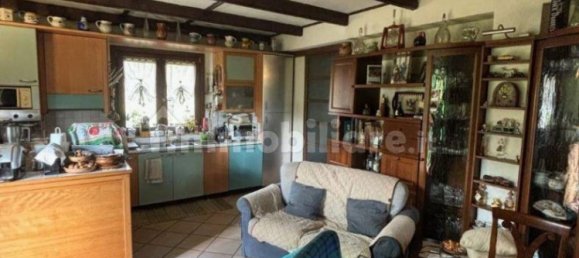 Villa de 3 dormitorios en Bricherasio, Italy No. 221618 3