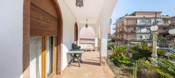 9 Schlafzimmer Villa in Gravina di Catania, Italy, Nr. 358105 3