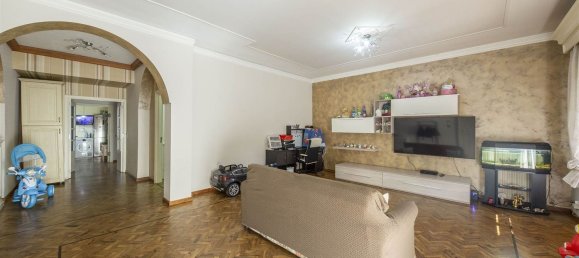 9 Schlafzimmer Villa in Gravina di Catania, Italy, Nr. 358105 10